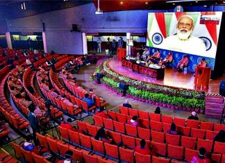 PM મોદીનું IIT દિલ્હીથી યુવાનોને આહ્વાન: પડકારોને તકમાં બદલવા નવા ઉકેલો શોધો